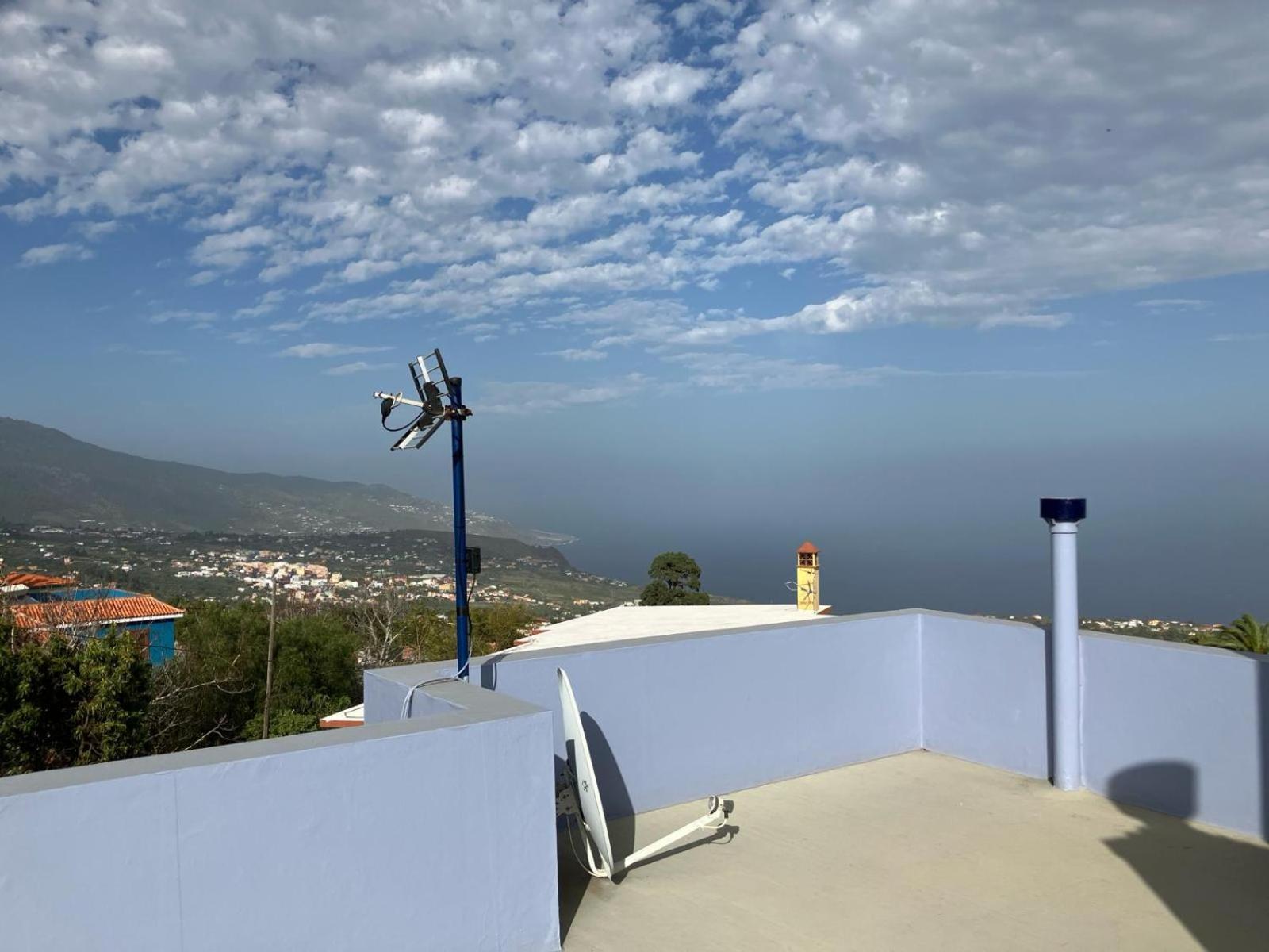La Casa Del Pintor Villa Brena Alta Exterior photo